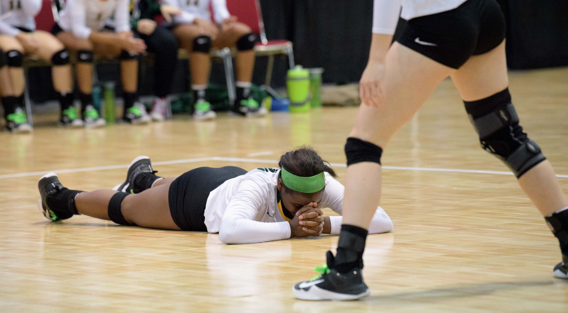 volleyballdivisionII.111217.005.JPG